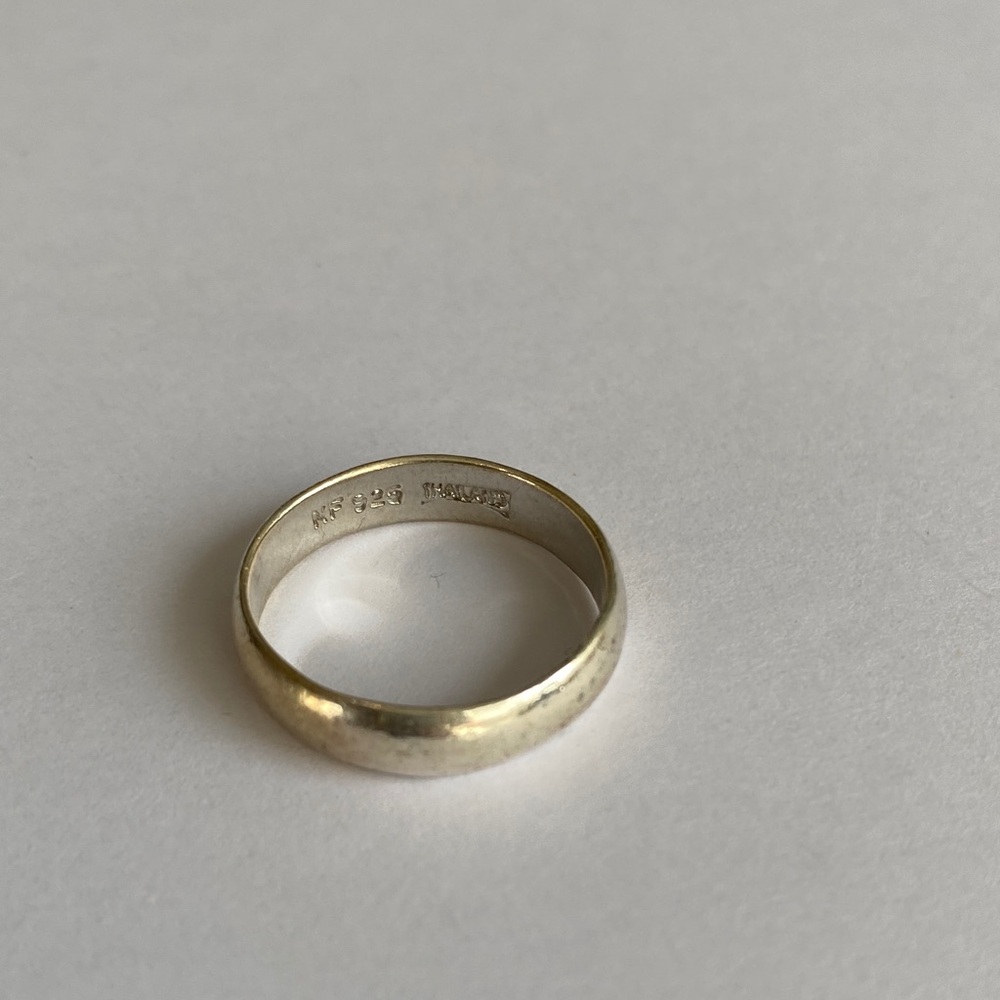 Vintage Sterling Silver Band Ring [Size 8] - Picture 4 of 4